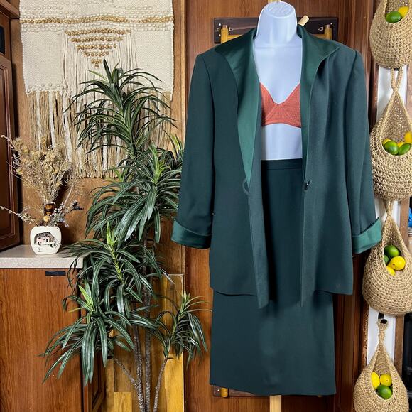 Vintage Christian Dior Wool Suit Set 14 (M/8) Forest Green Blazer Skirt USA Made - Picture 1 of 16